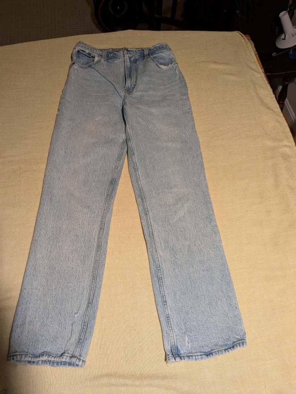 Abercrombie & Fitch 90s Straight Ultra High Rise Jeans 27/4R Distressed